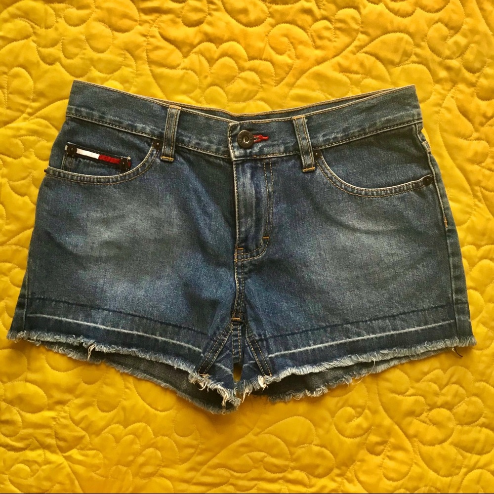 Y2K Tommy Hilfiger Released Hem Denim Short Shorts - Picture 9 of 11